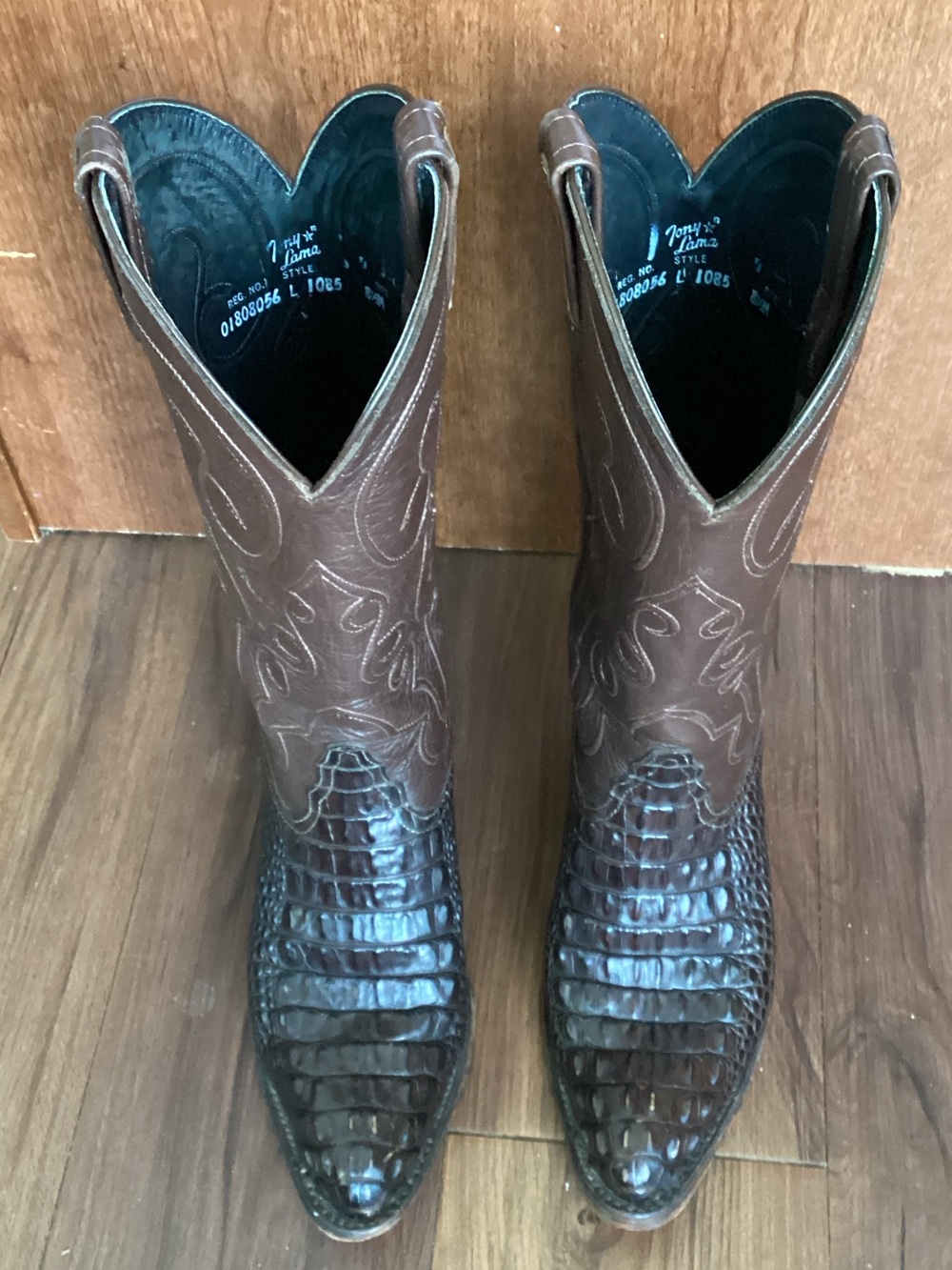 Tony Lama Vintage Dark Brown Croc-Embossed Toe Western Boots Sz 8.5 M # 01808056